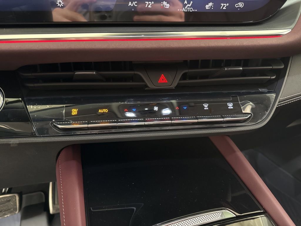 Used 2026 Buick Envision Sport Touring AWD/4WD image 21