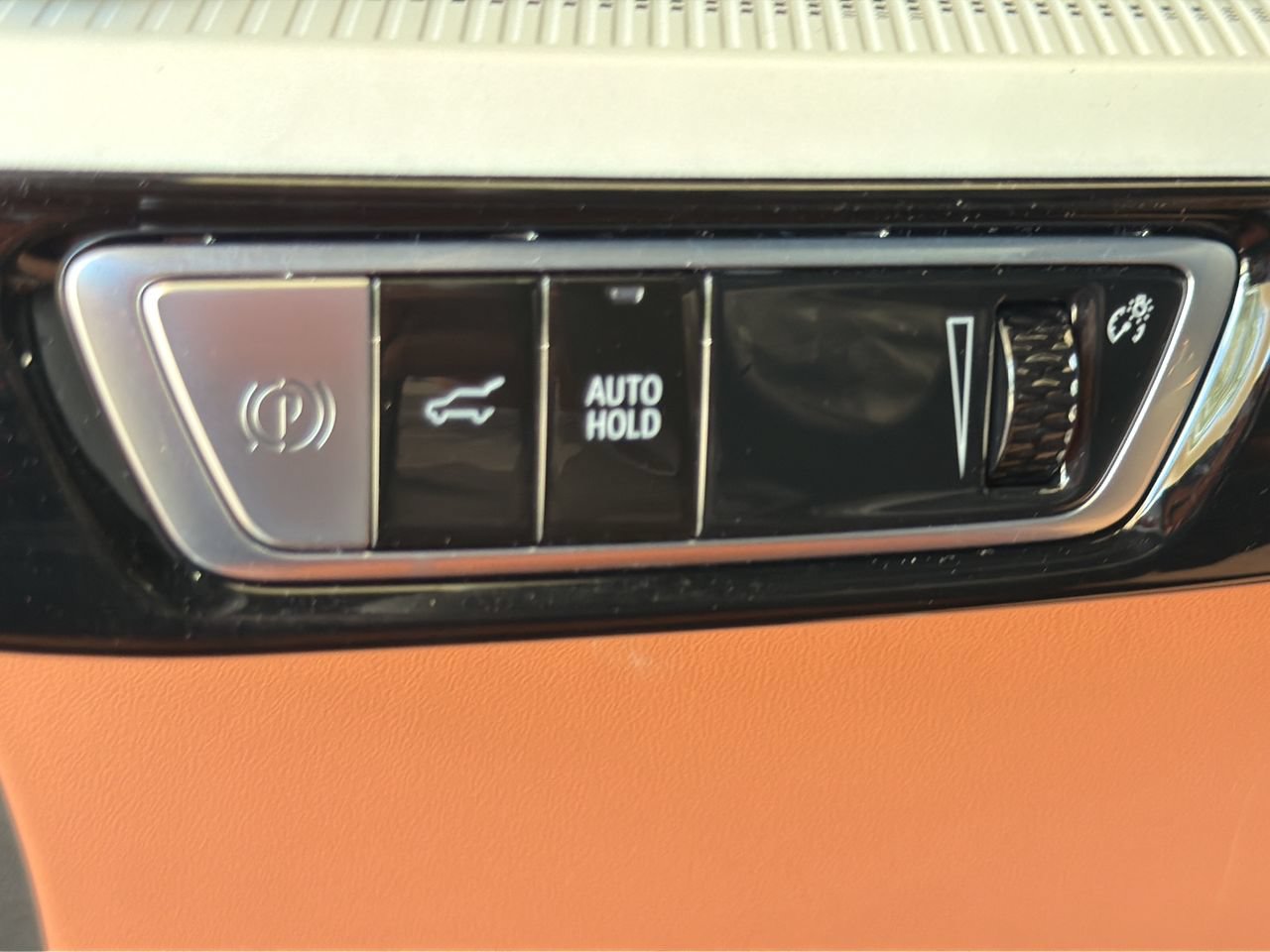 New 2027 Cadillac Optiq Premium Luxury RWD image 19