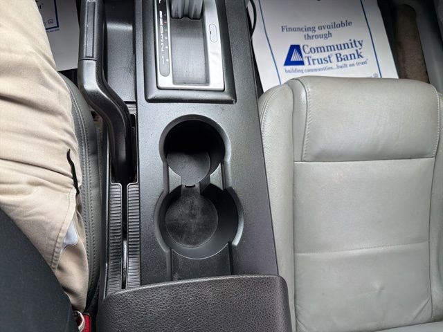 Used 2006 Ford Mustang Premium image 12