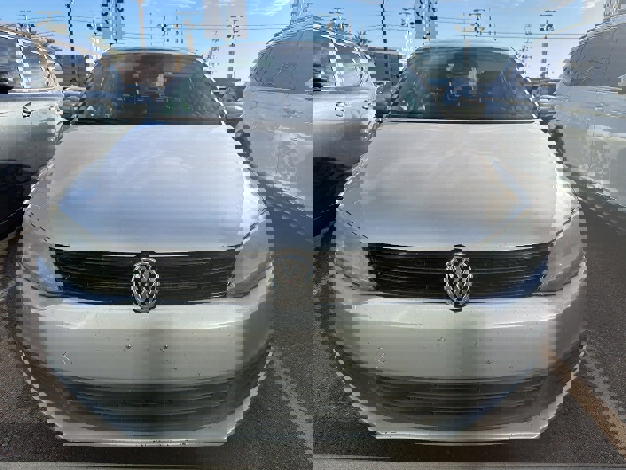 Used 2012 Volkswagen Jetta TDI image 2