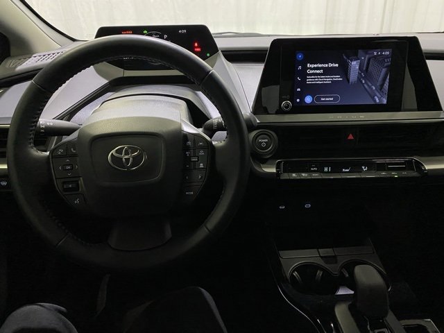 Used 2023 Toyota Prius LE image 19