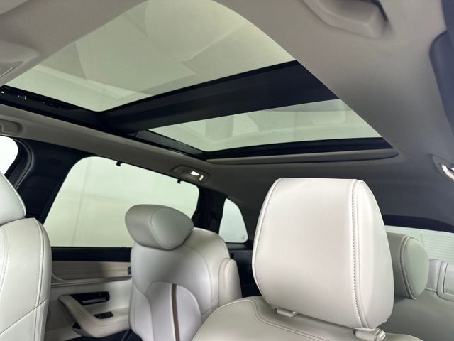 Used 2024 MAZDA CX-90 Plug-In Hybrid w/ Premium Plus image 12