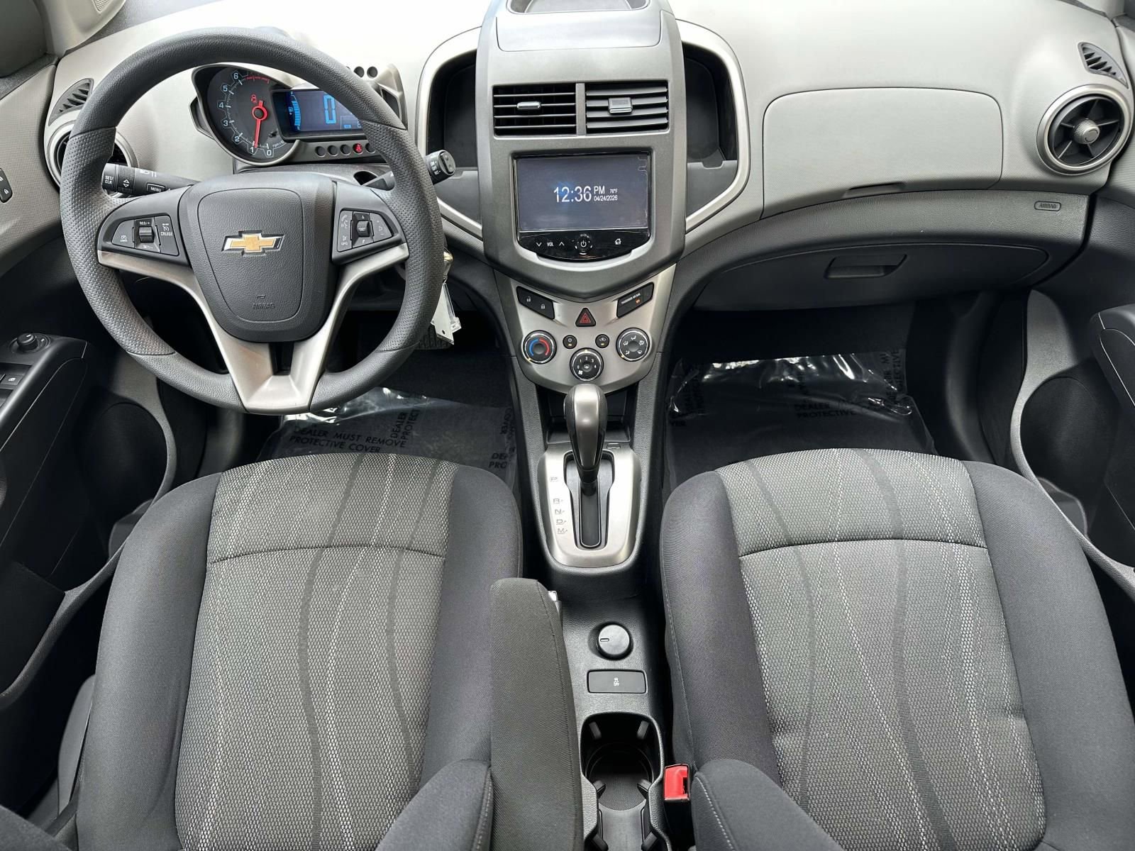 Used 2015 Chevrolet Sonic LT w/ LT Promotional Package FWD image 8