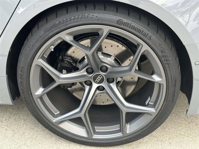 New 2026 Audi RS 6 performance image 4
