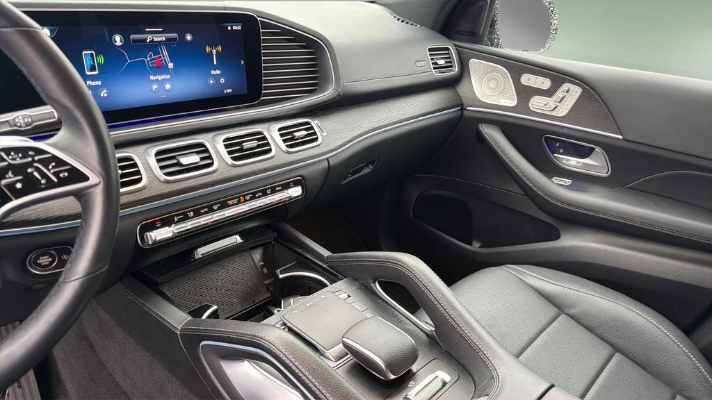 Used 2025 Mercedes-Benz GLS 450 4MATIC image 33