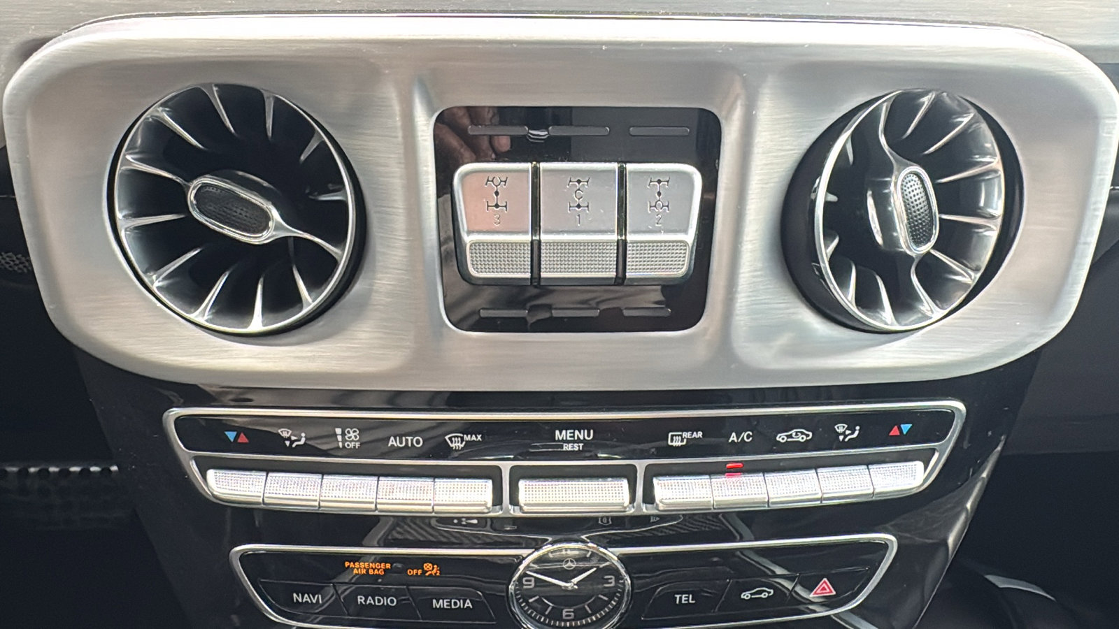 Used 2022 Mercedes-Benz G 550 image 20