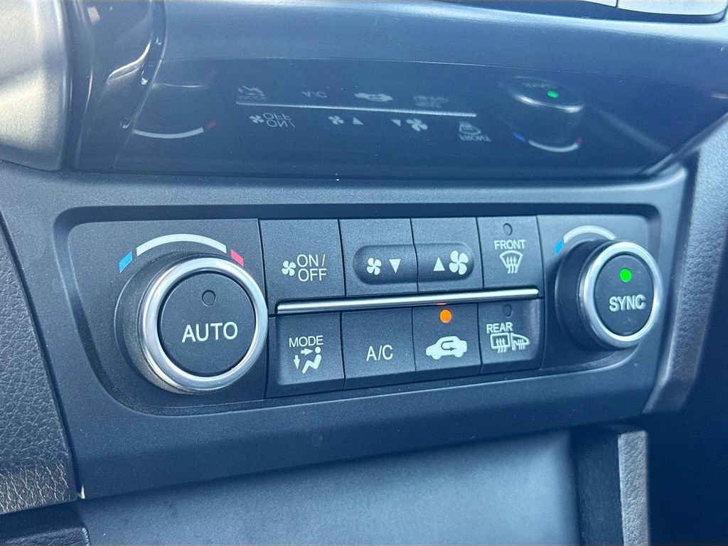 Used 2019 Acura ILX w/ Premium Package FWD image 15