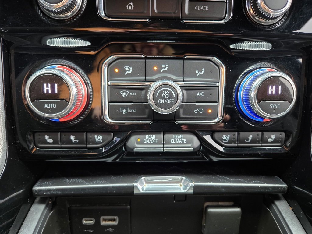 Used 2021 GMC Yukon XL Denali image 23