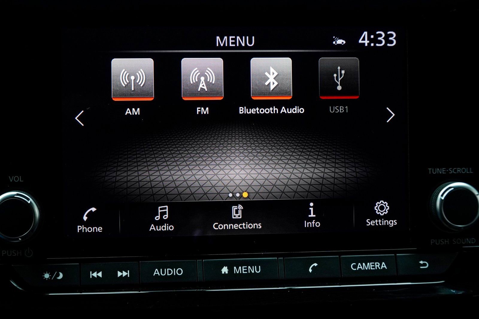 Used 2025 Nissan Pathfinder SV image 24