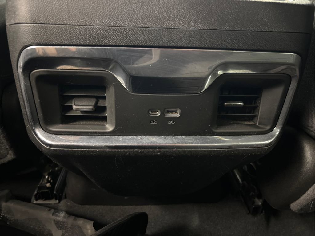 Used 2022 GMC Sierra 1500 Elevation w/ LPO, Elevation Black Package image 34