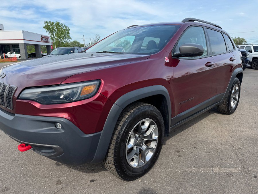 Used 2019 Jeep Cherokee Trailhawk AWD/4WD image 9