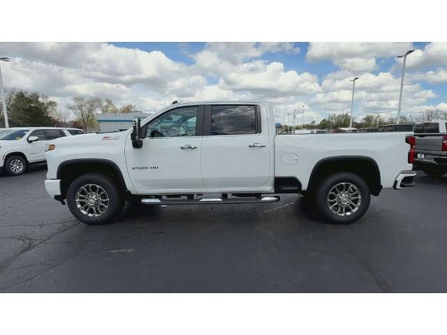 New 2026 Chevrolet Silverado 2500 LT w/ Z71 Chrome Sport Edition AWD/4WD image 5