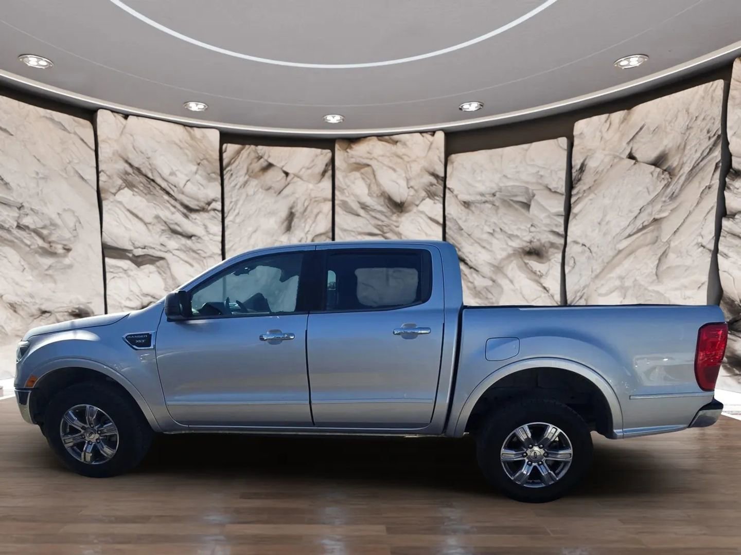 Used 2019 Ford Ranger XLT w/ Equipment Group 302A Luxury image 5