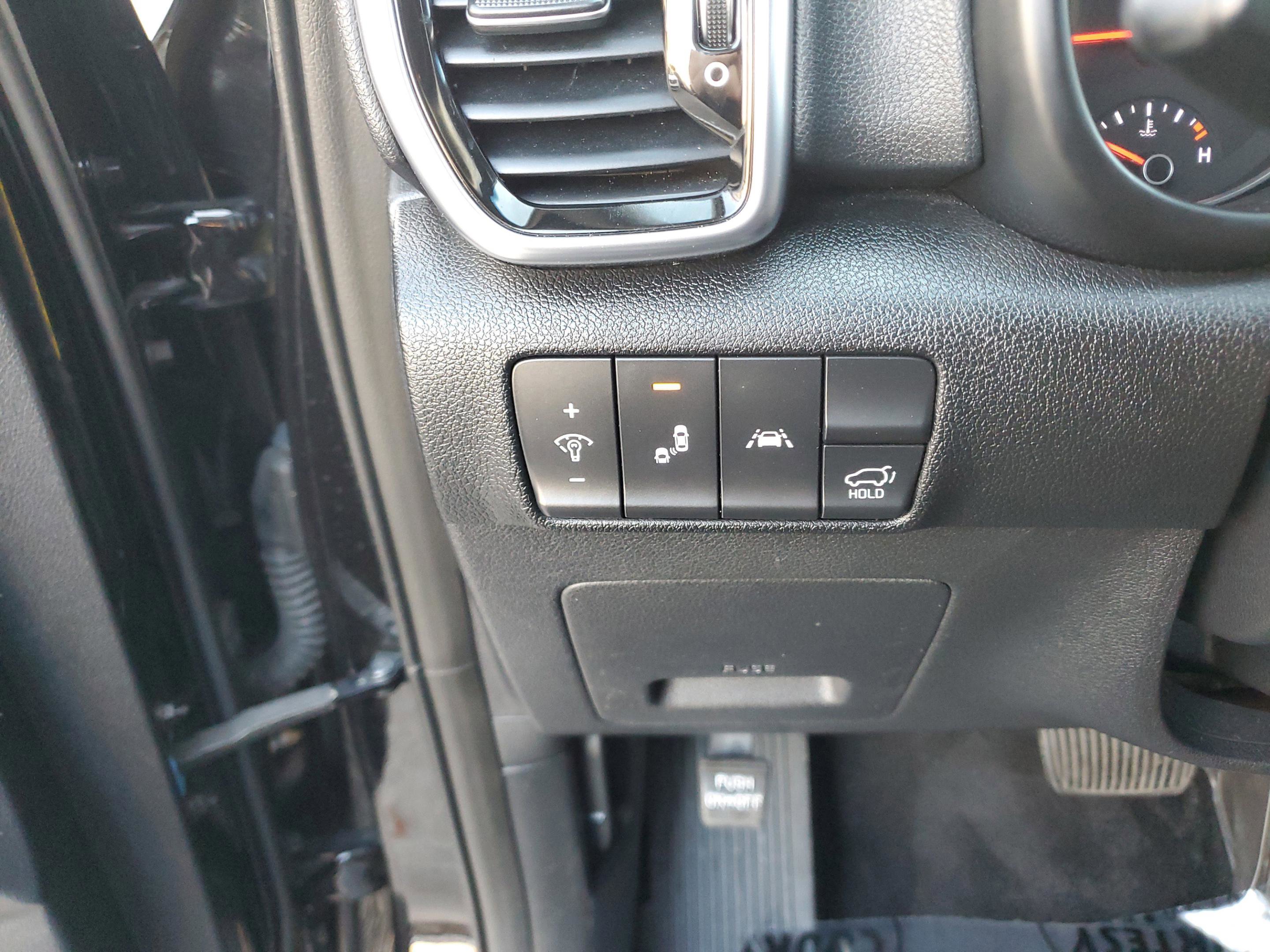 Used 2020 Kia Sportage EX image 27