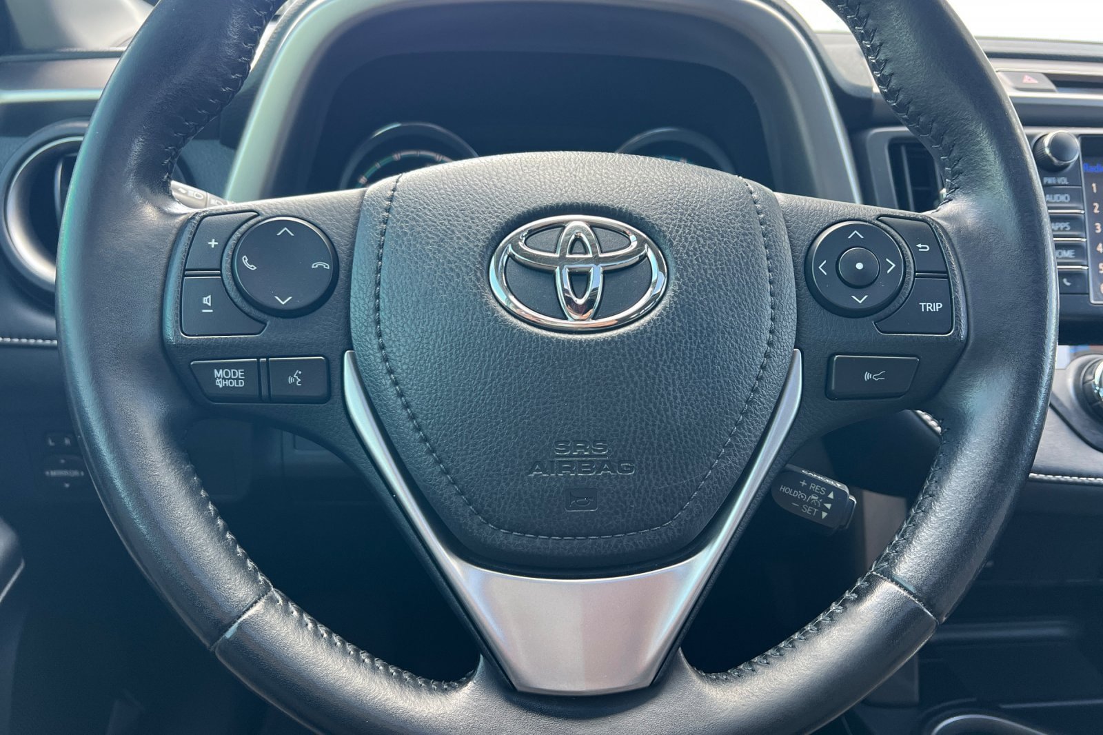 Used 2017 Toyota RAV4 XLE w/ Convenience Package AWD/4WD image 23