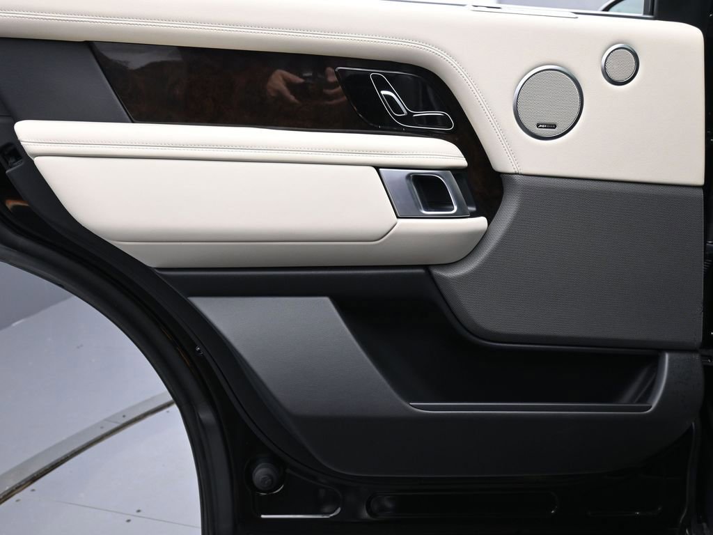 Used 2020 Land Rover Range Rover Long Wheelbase HSE image 20