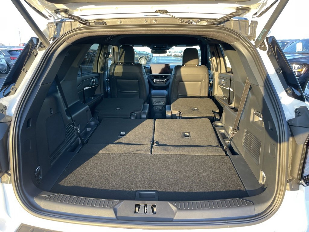 New 2026 Ford Explorer Tremor w/ Tremor Convenience Package image 37