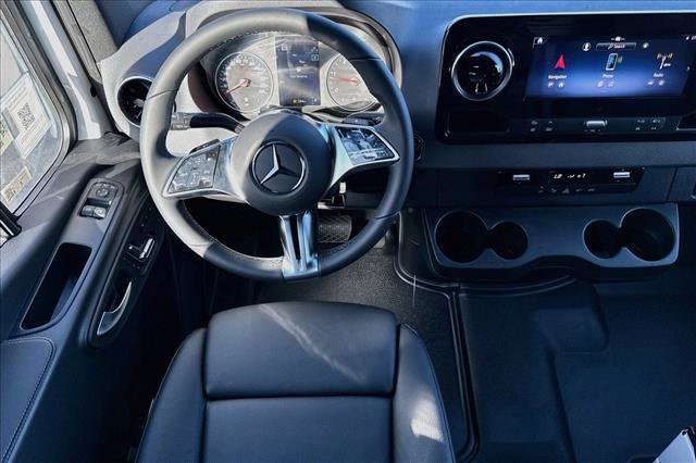 New 2026 Mercedes-Benz Sprinter 2500 image 19