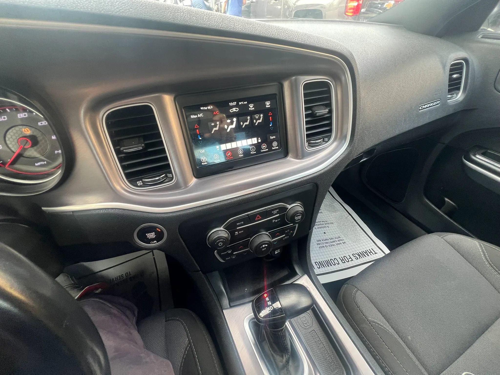 Used 2022 Dodge Charger SXT RWD image 19
