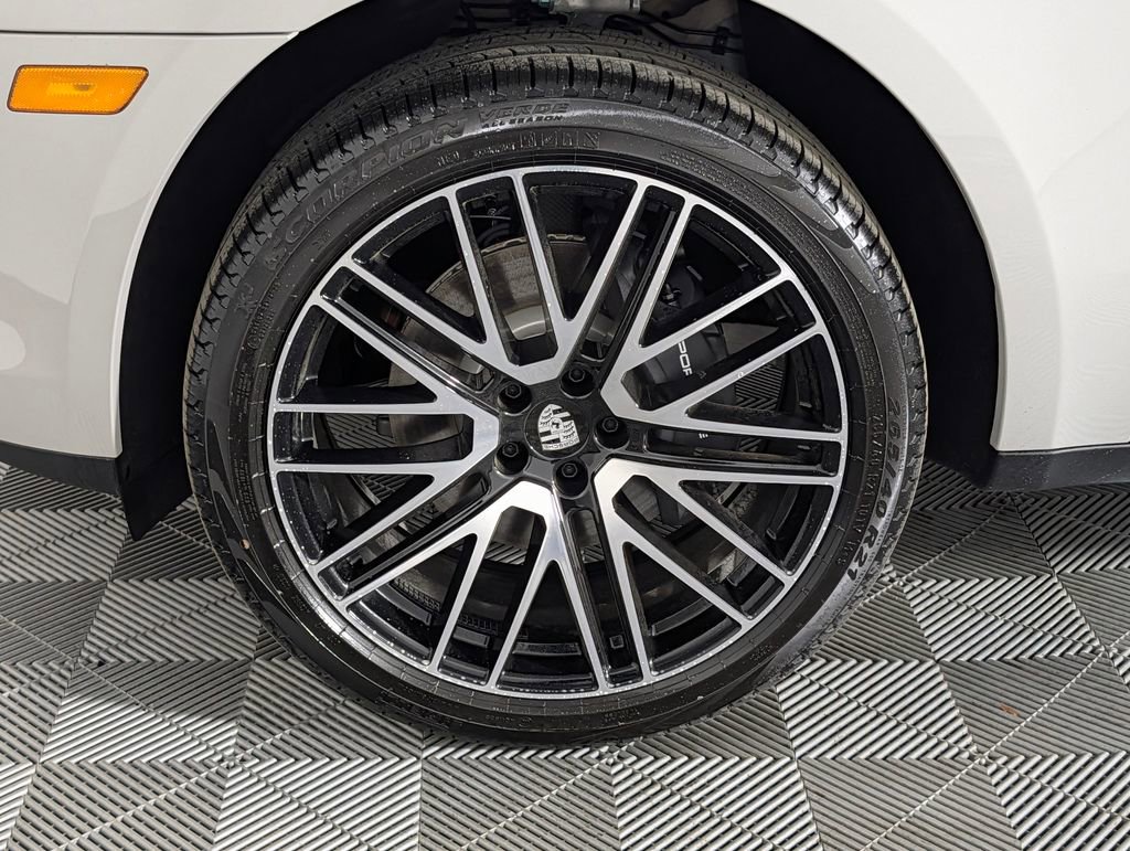 New 2026 Porsche Macan AWD/4WD image 11