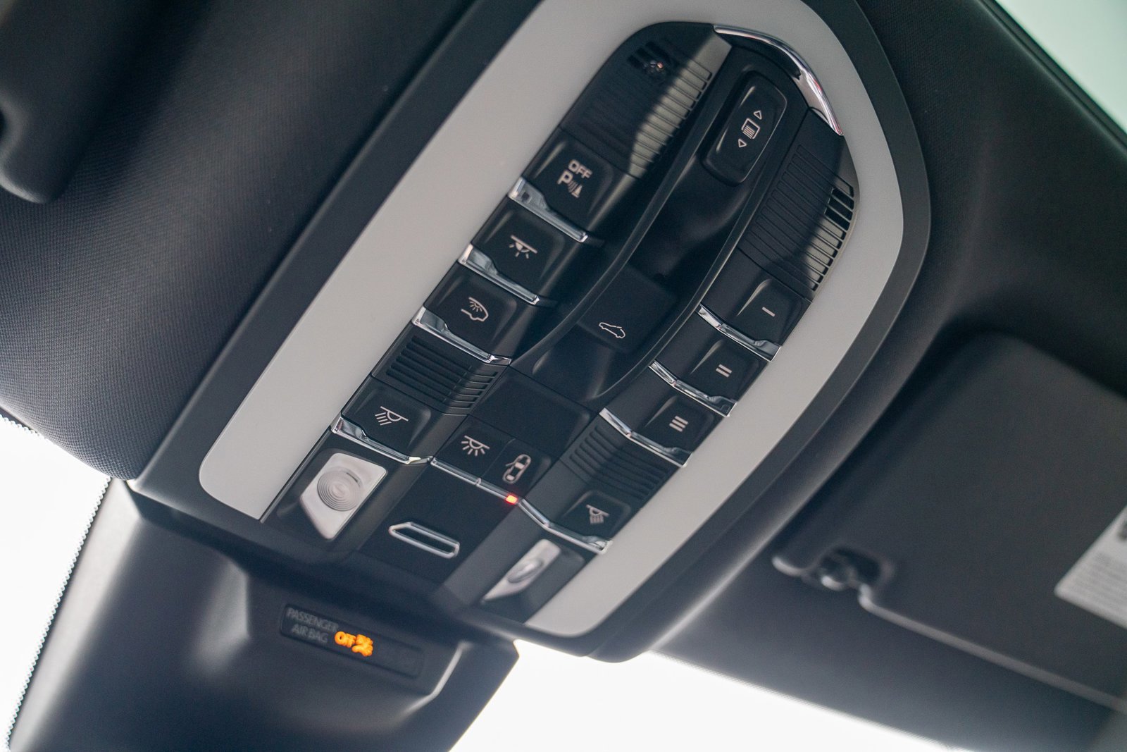 New 2026 Porsche Macan S image 22