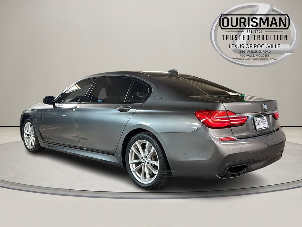 Used 2017 BMW 740e xDrive image 6