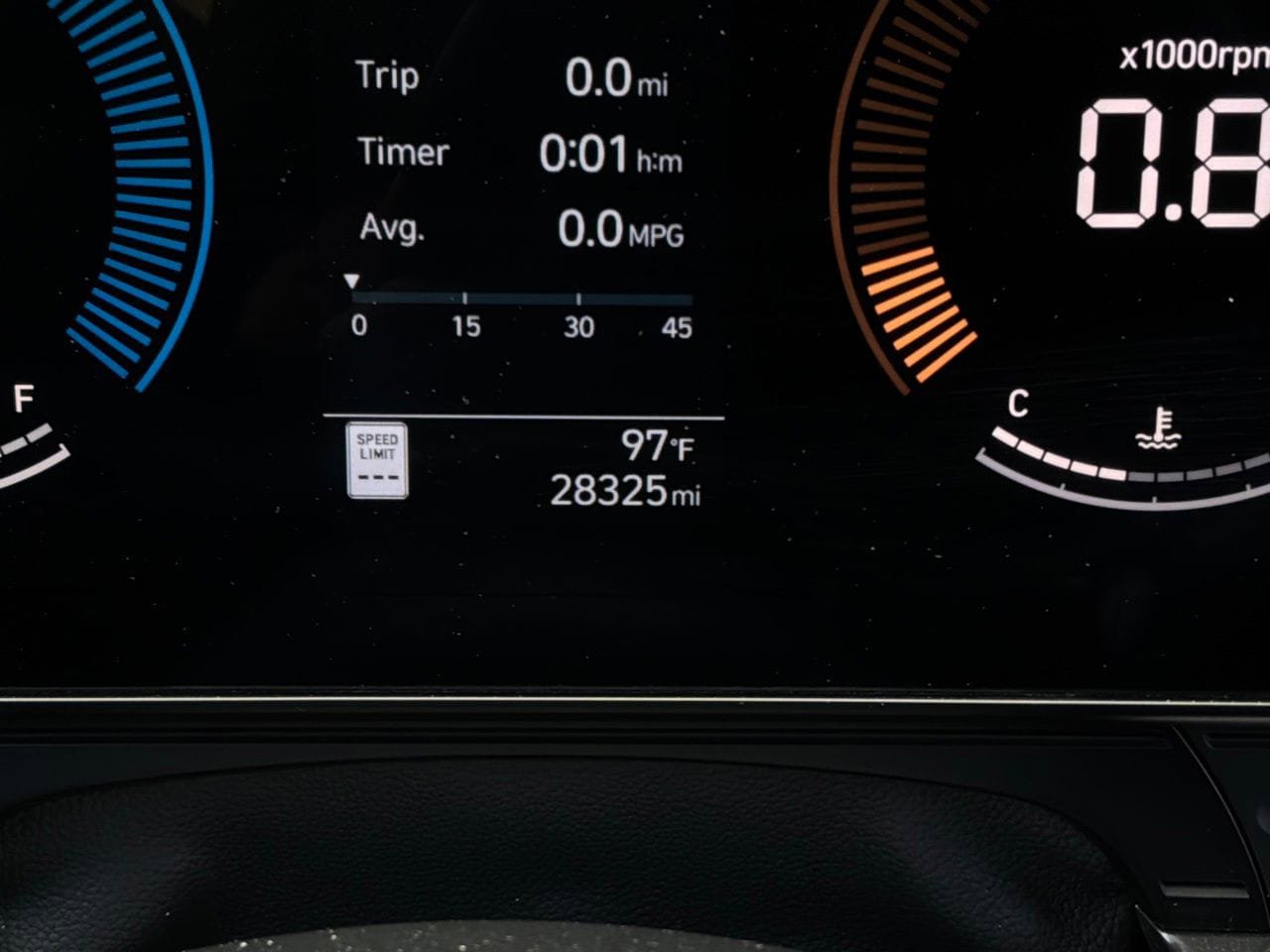 Used 2025 Hyundai Kona SEL FWD image 38