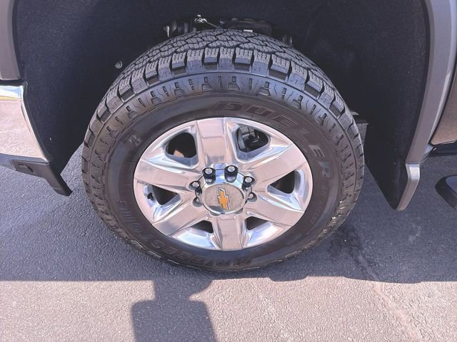 Used 2022 Chevrolet Silverado 2500 LTZ w/ LTZ Premium Package AWD/4WD image 33