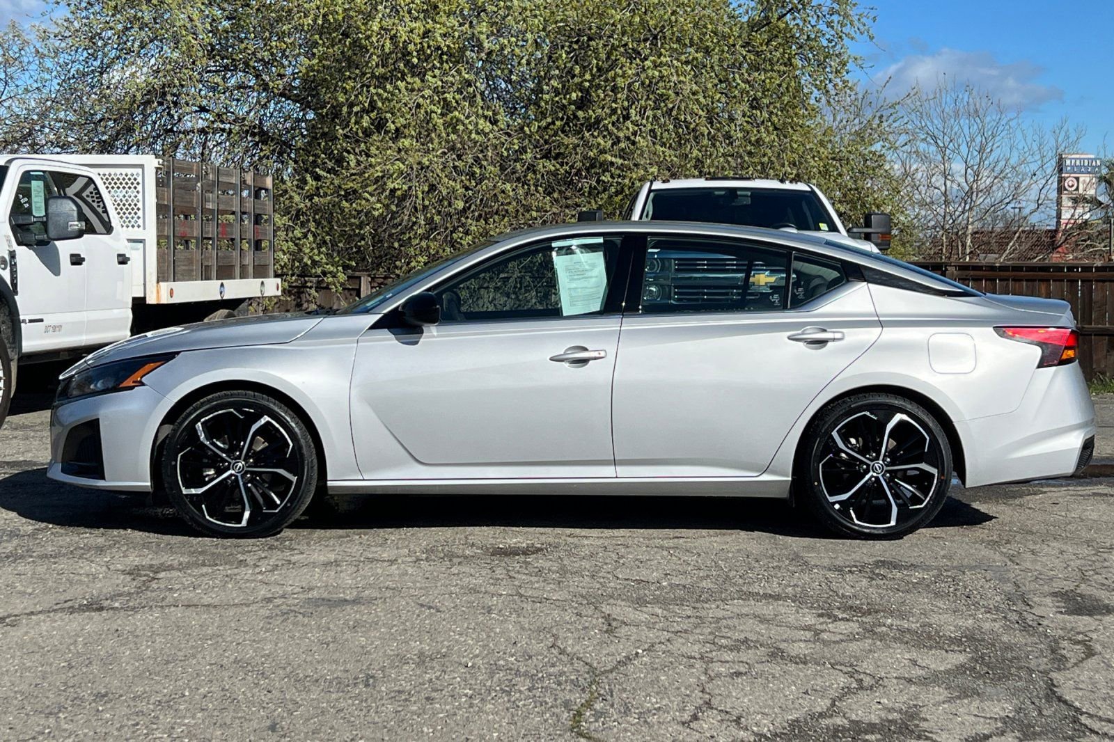 Used 2024 Nissan Altima 2.5 SR image 7