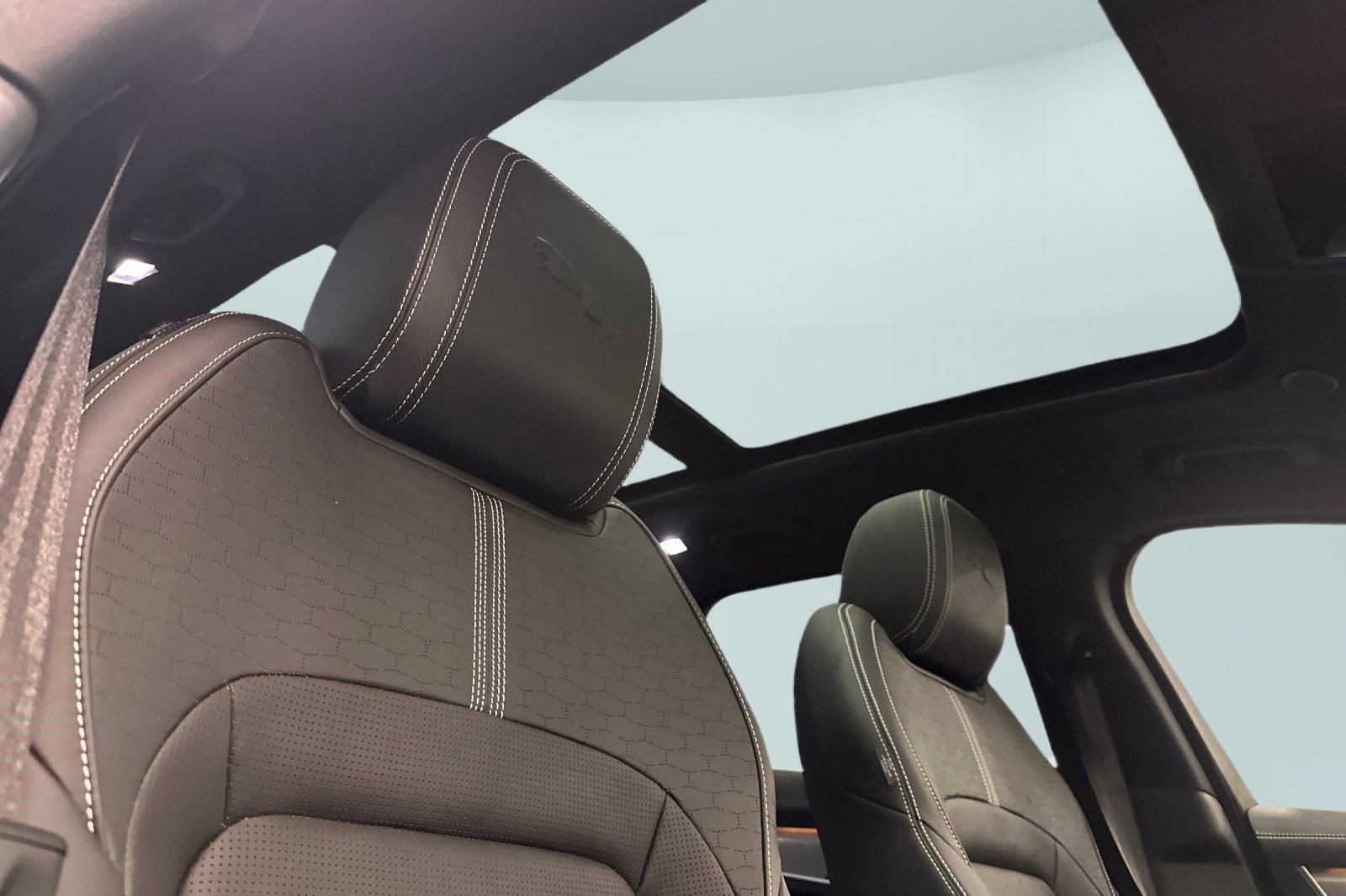 New 2026 Jaguar F-PACE R-Dynamic S AWD/4WD image 22
