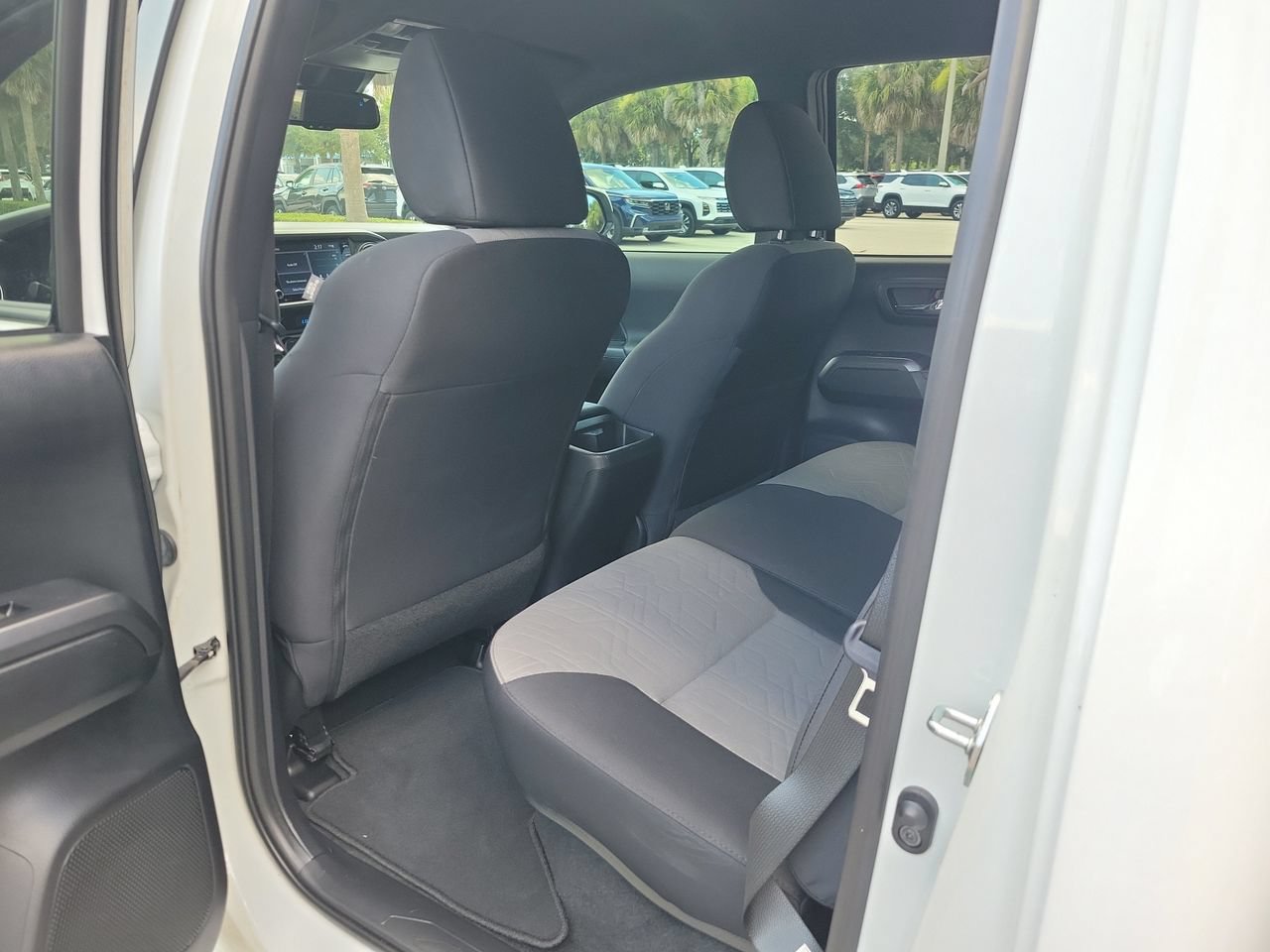 Used 2021 Toyota Tacoma TRD Off-Road RWD image 9