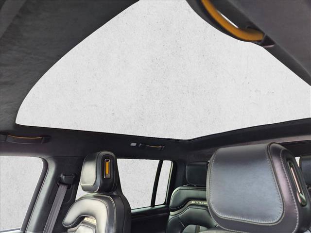 Used 2025 Rivian R1S Adventure AWD/4WD image 14