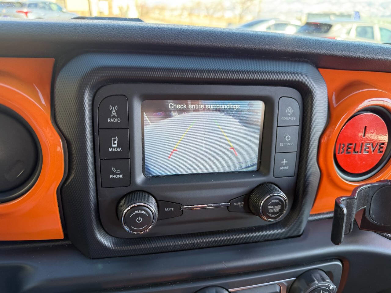 Used 2019 Jeep Wrangler Unlimited Sport image 29