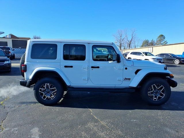 New 2026 Jeep Wrangler Unlimited Sahara AWD/4WD image 2