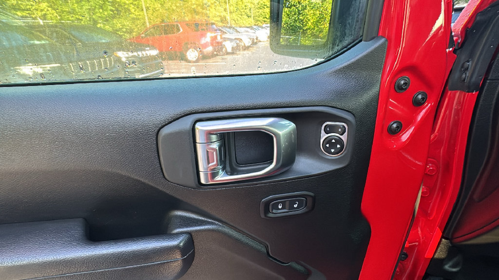 Used 2025 Jeep Wrangler Unlimited Sport S 4xe w/ Convenience Group AWD/4WD image 14