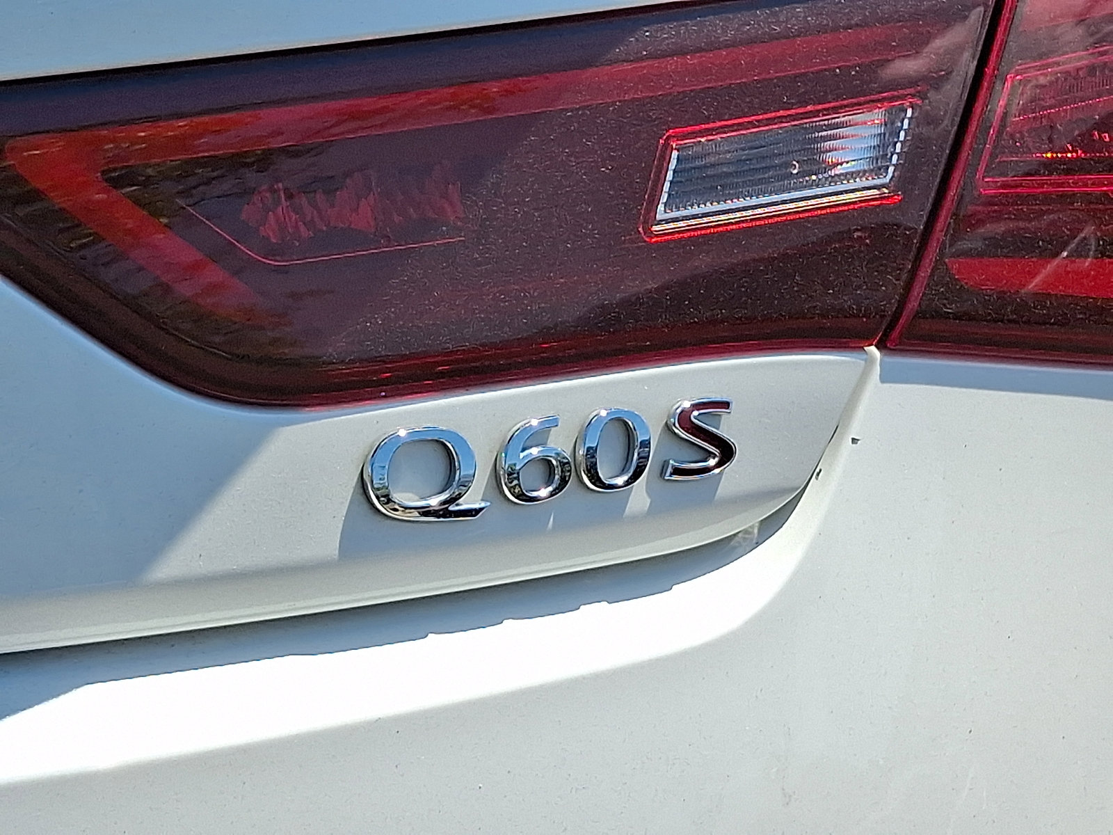 Certified 2022 INFINITI Q60 Red Sport 400 w/ Carbon Fiber Package AWD/4WD image 31