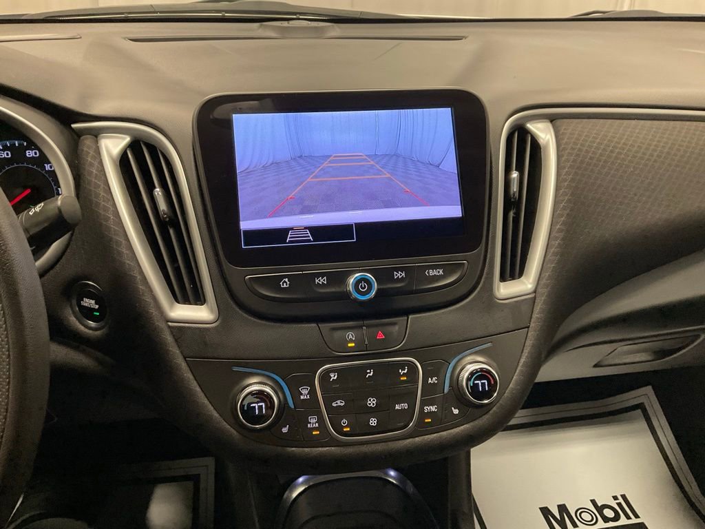 Used 2024 Chevrolet Malibu LT image 8