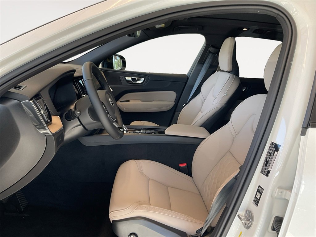 New 2026 Volvo XC60 B5 Plus w/ Protection Package Premier image 9