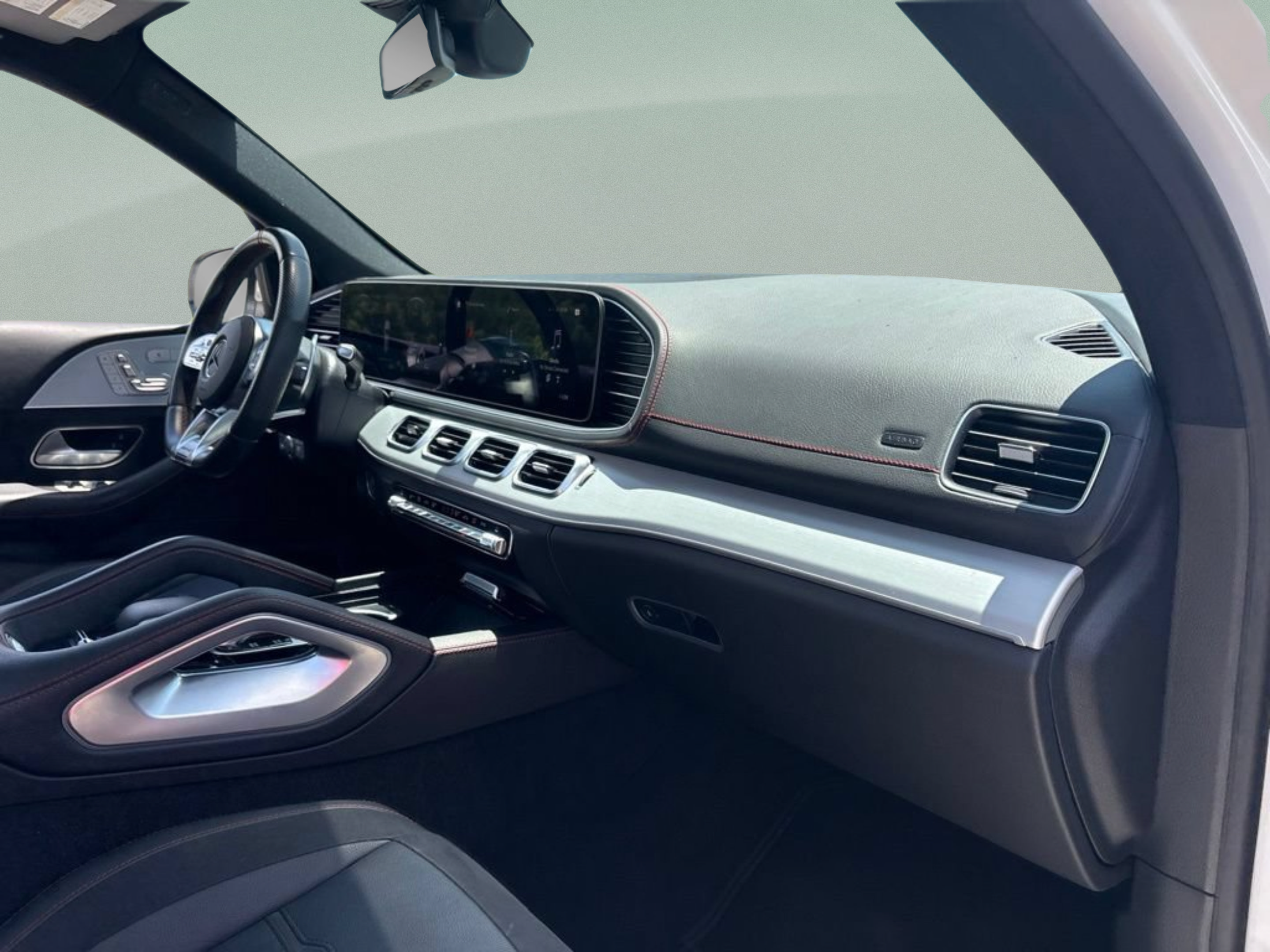 Used 2023 Mercedes-Benz GLE 53 AMG 4MATIC image 28