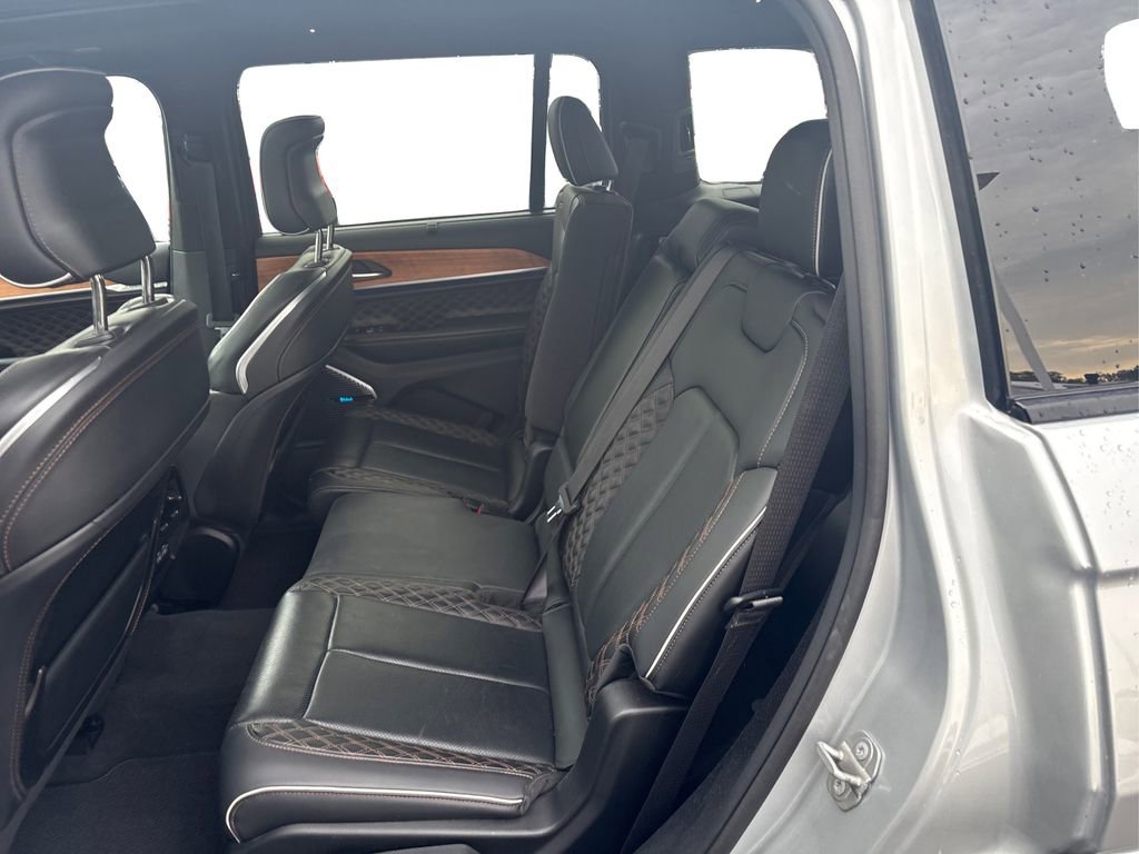 Used 2021 Jeep Grand Cherokee L Summit image 10