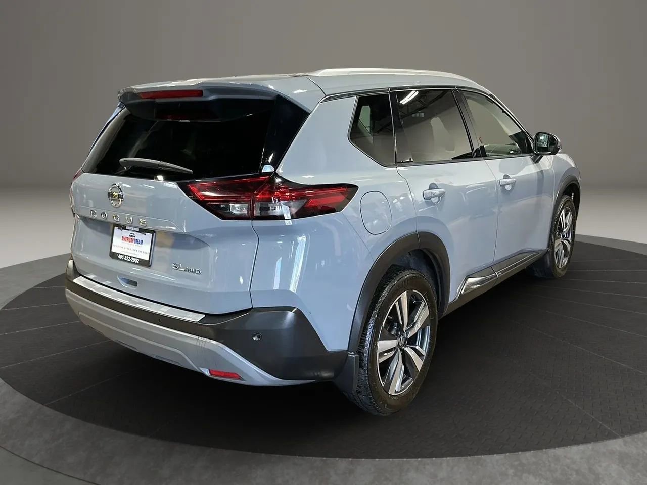 Used 2021 Nissan Rogue SL w/ Premium Package image 5