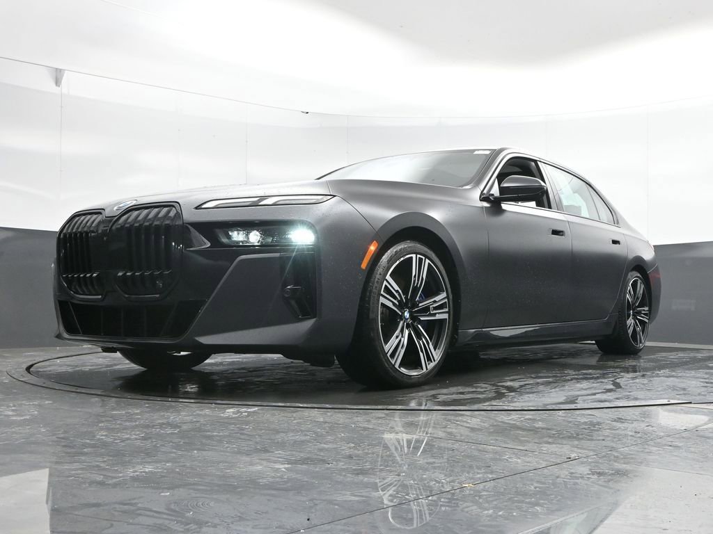 Used 2023 BMW i7 xDrive60 image 51