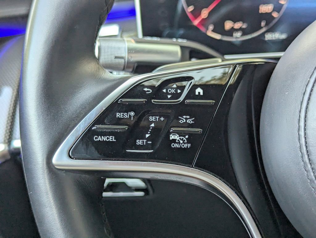 Used 2022 Mercedes-Benz S 580 4MATIC Sedan w/ AMG Line Package image 22