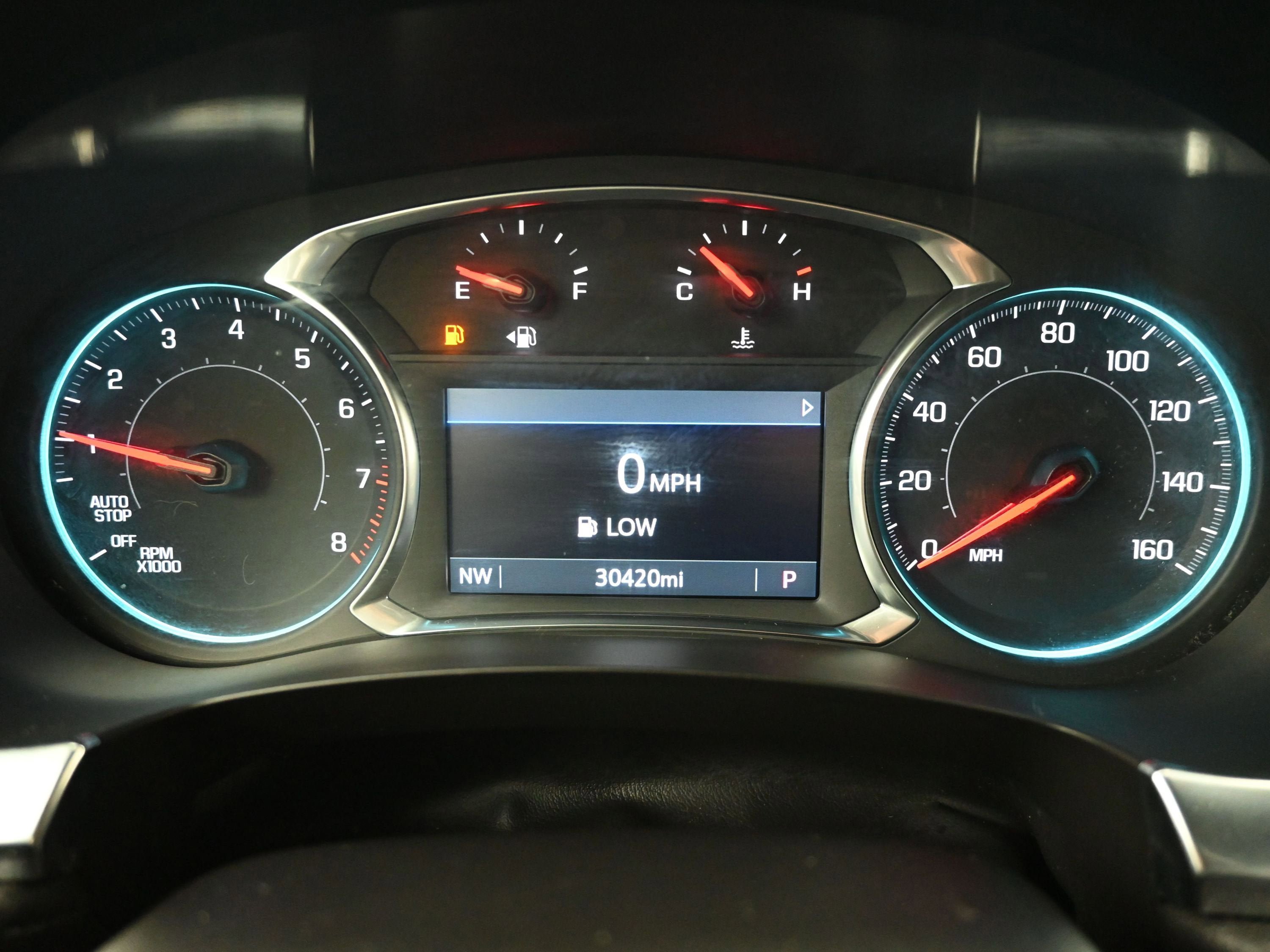 Used 2023 Chevrolet Traverse LT image 14