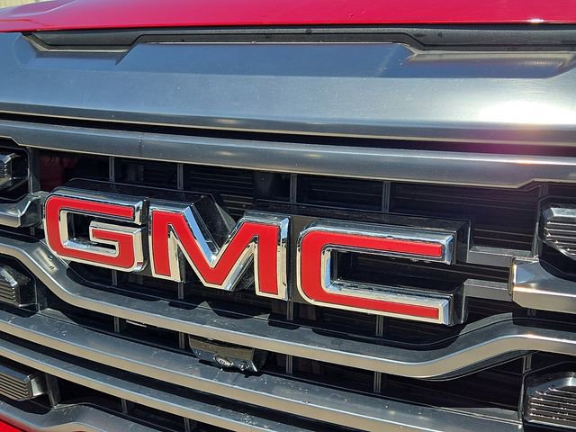 Used 2024 GMC Sierra 1500 AT4 w/ Technology Package AWD/4WD image 7