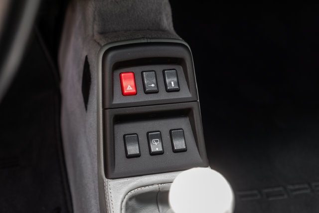 Used 1996 Porsche 911 Turbo RWD image 31