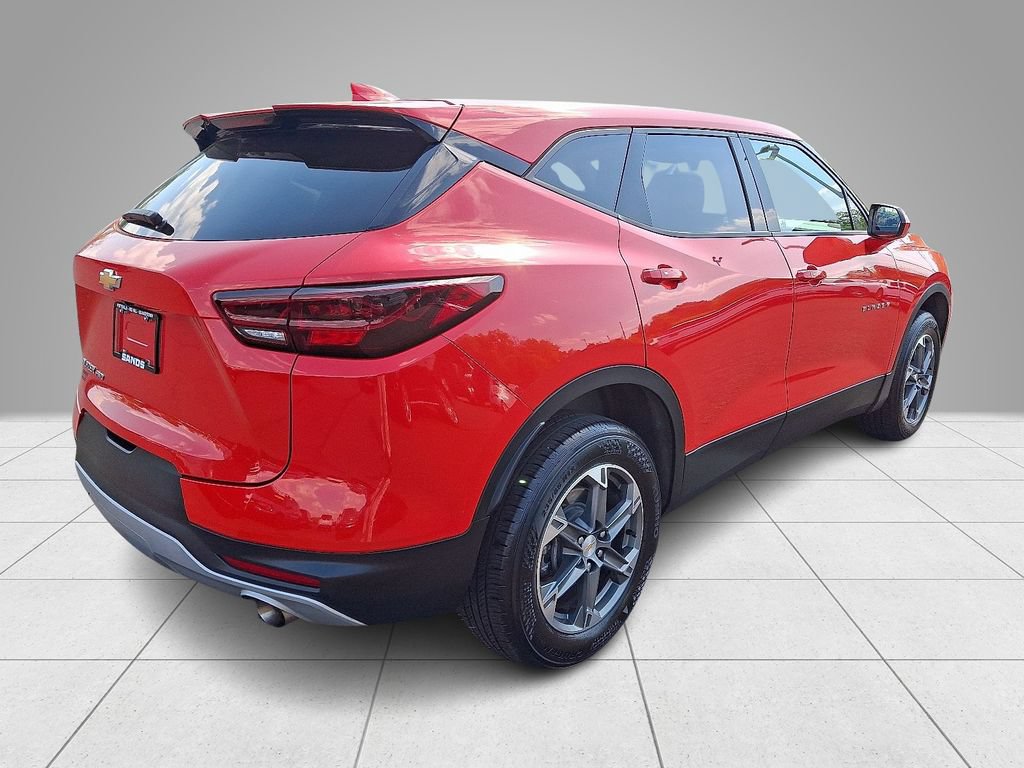 Used 2025 Chevrolet Blazer LT AWD/4WD image 6