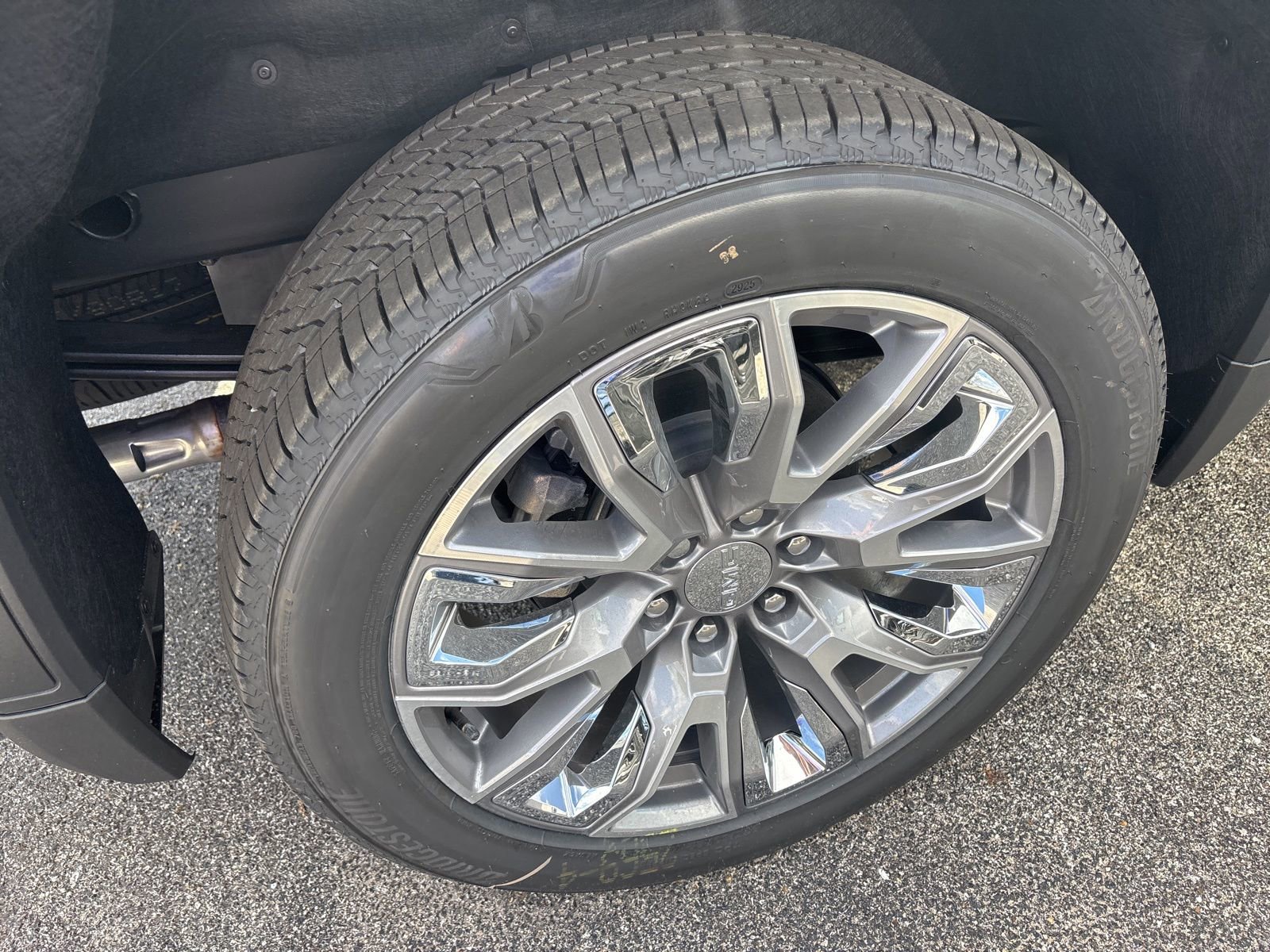 New 2026 GMC Sierra 1500 Denali w/ Denali Reserve Package image 6