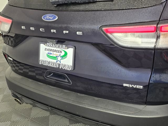 Certified 2021 Ford Escape SE w/ SE Sport Appearance Package image 13