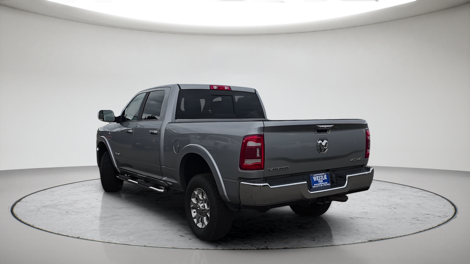 Used 2022 RAM 2500 Laramie AWD/4WD image 9